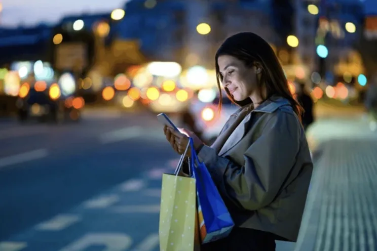 Retail mobile app rebuilt on headless architecture with AI personalization